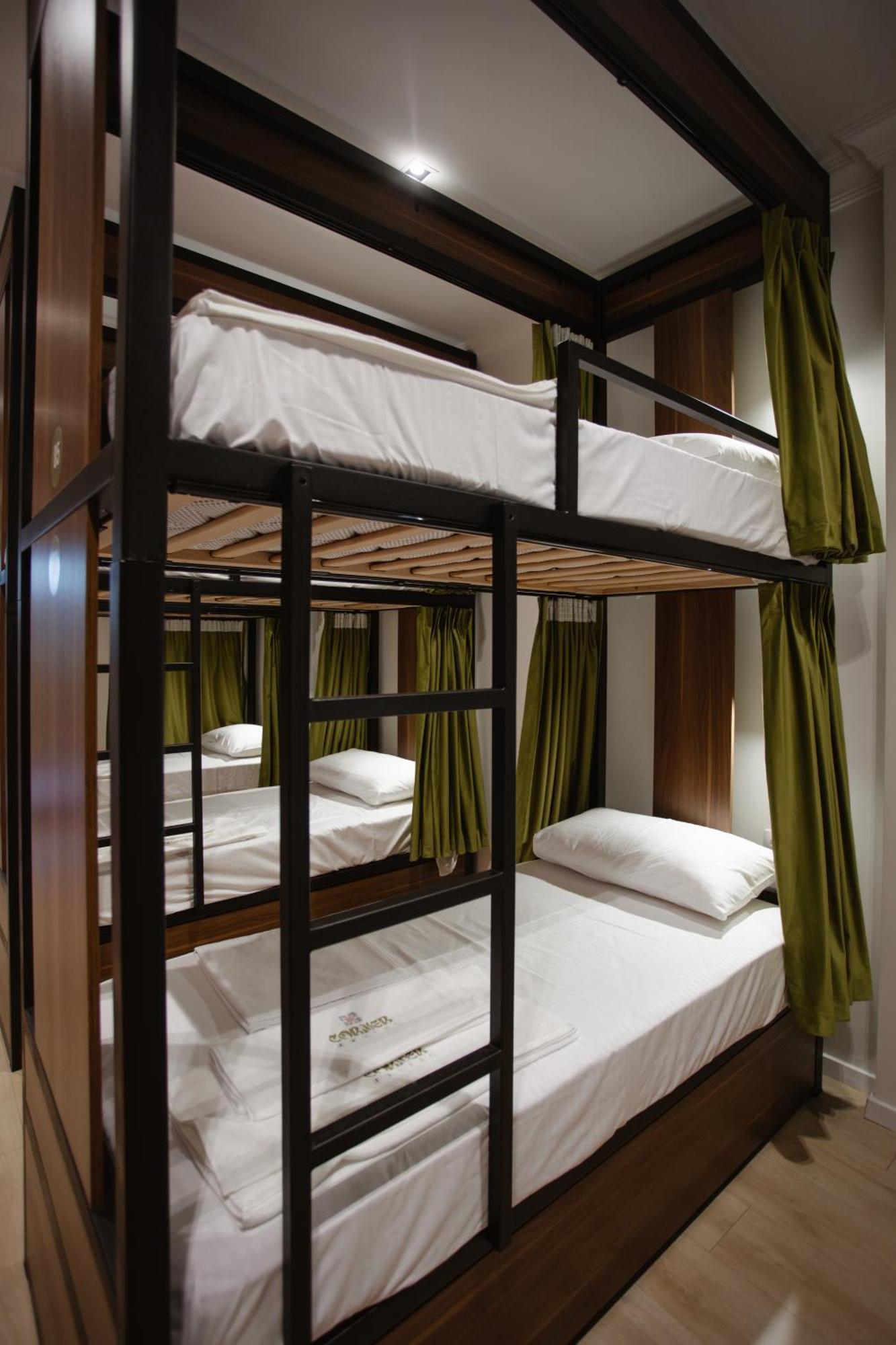 Corner Hostel Shkoder Ngoại thất bức ảnh