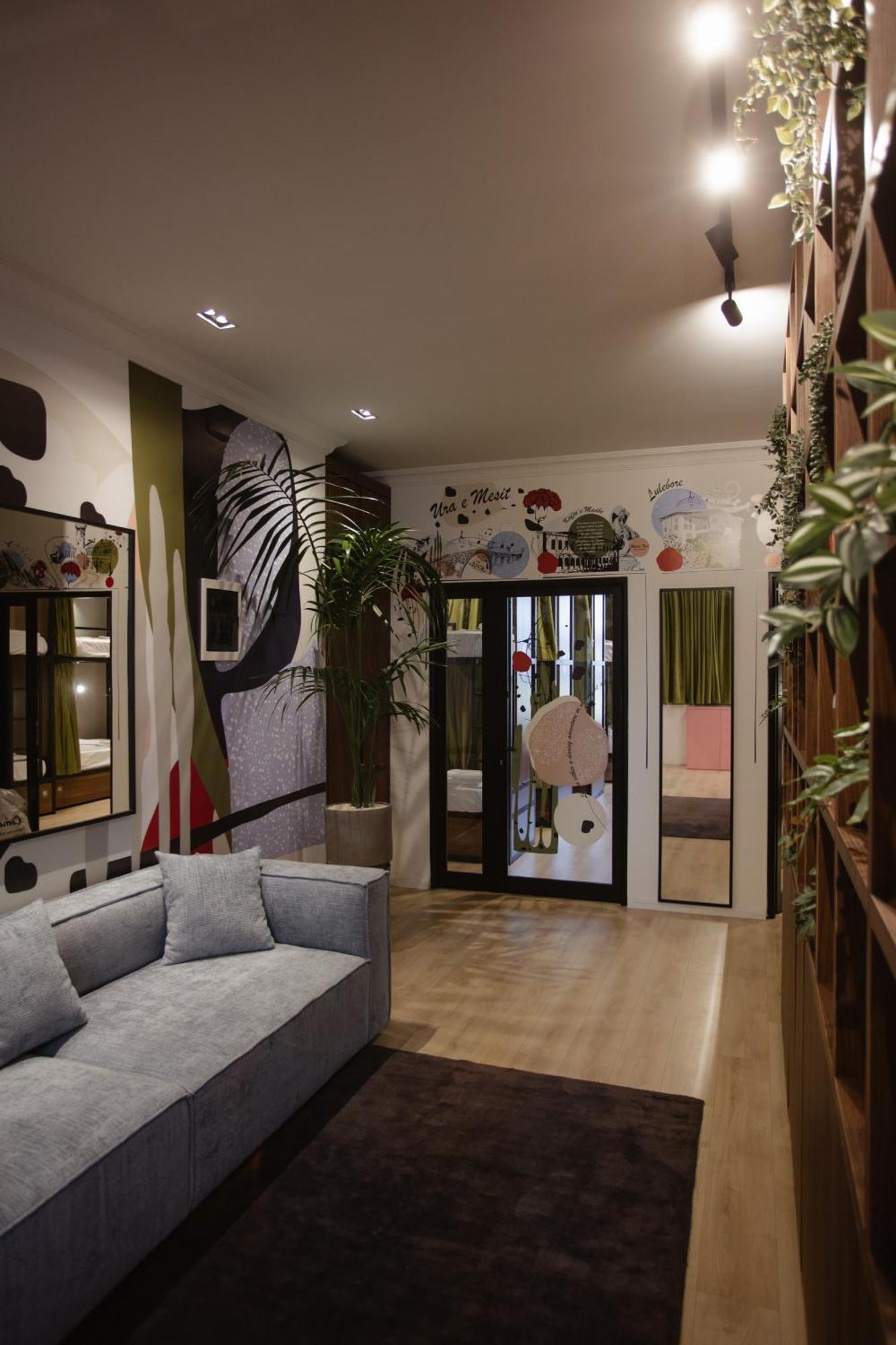 Corner Hostel Shkoder Ngoại thất bức ảnh