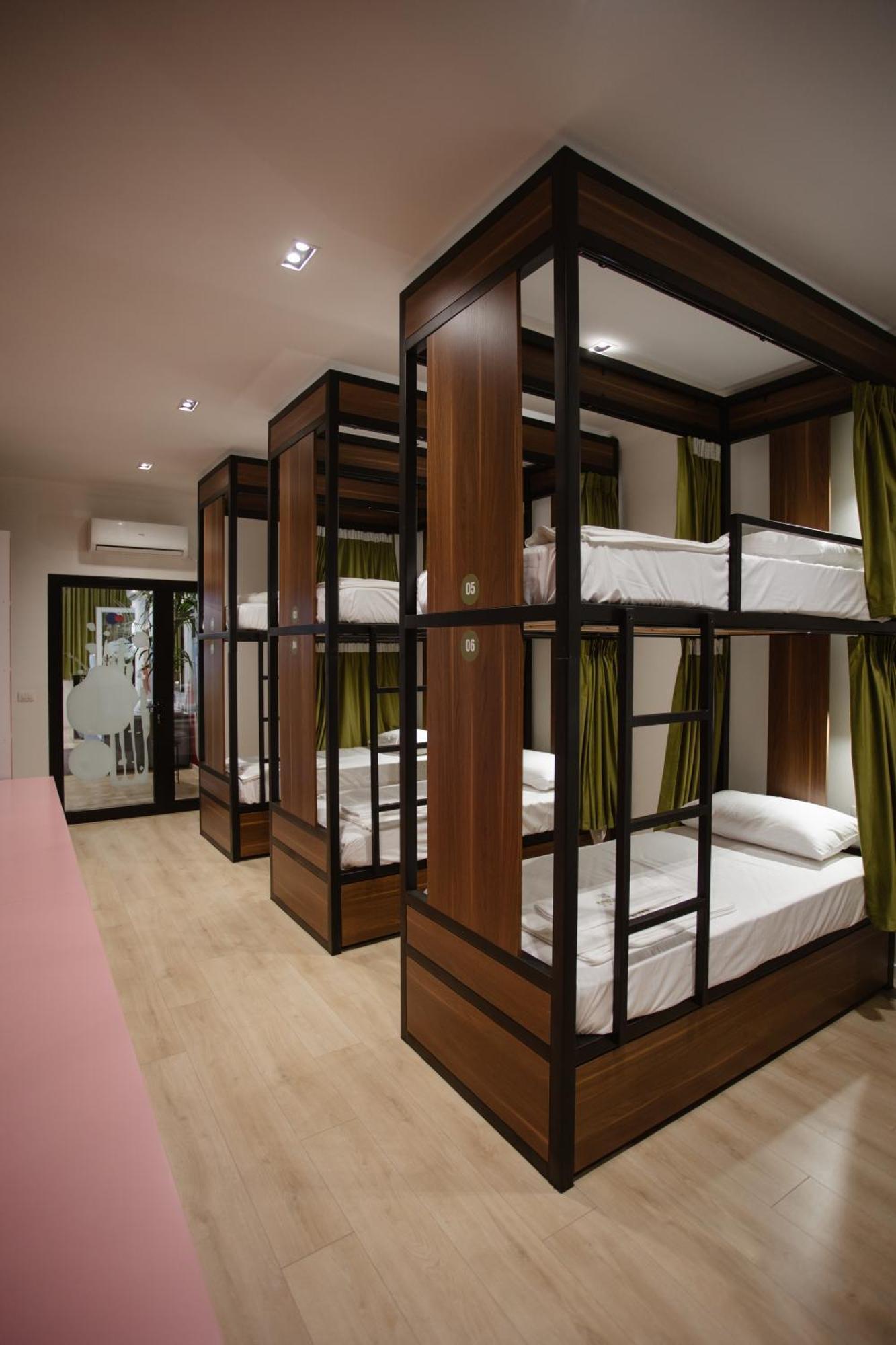 Corner Hostel Shkoder Ngoại thất bức ảnh