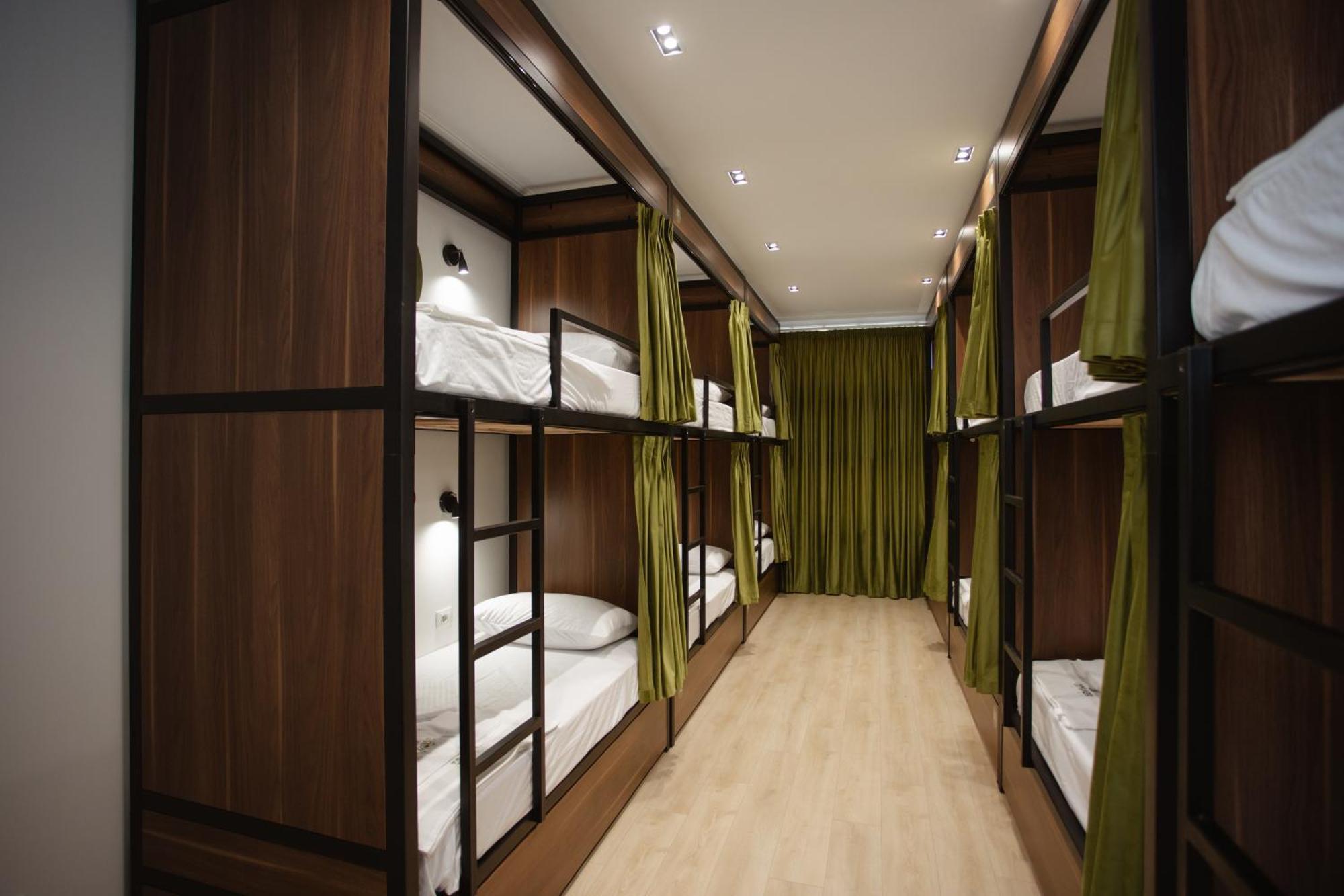 Corner Hostel Shkoder Ngoại thất bức ảnh