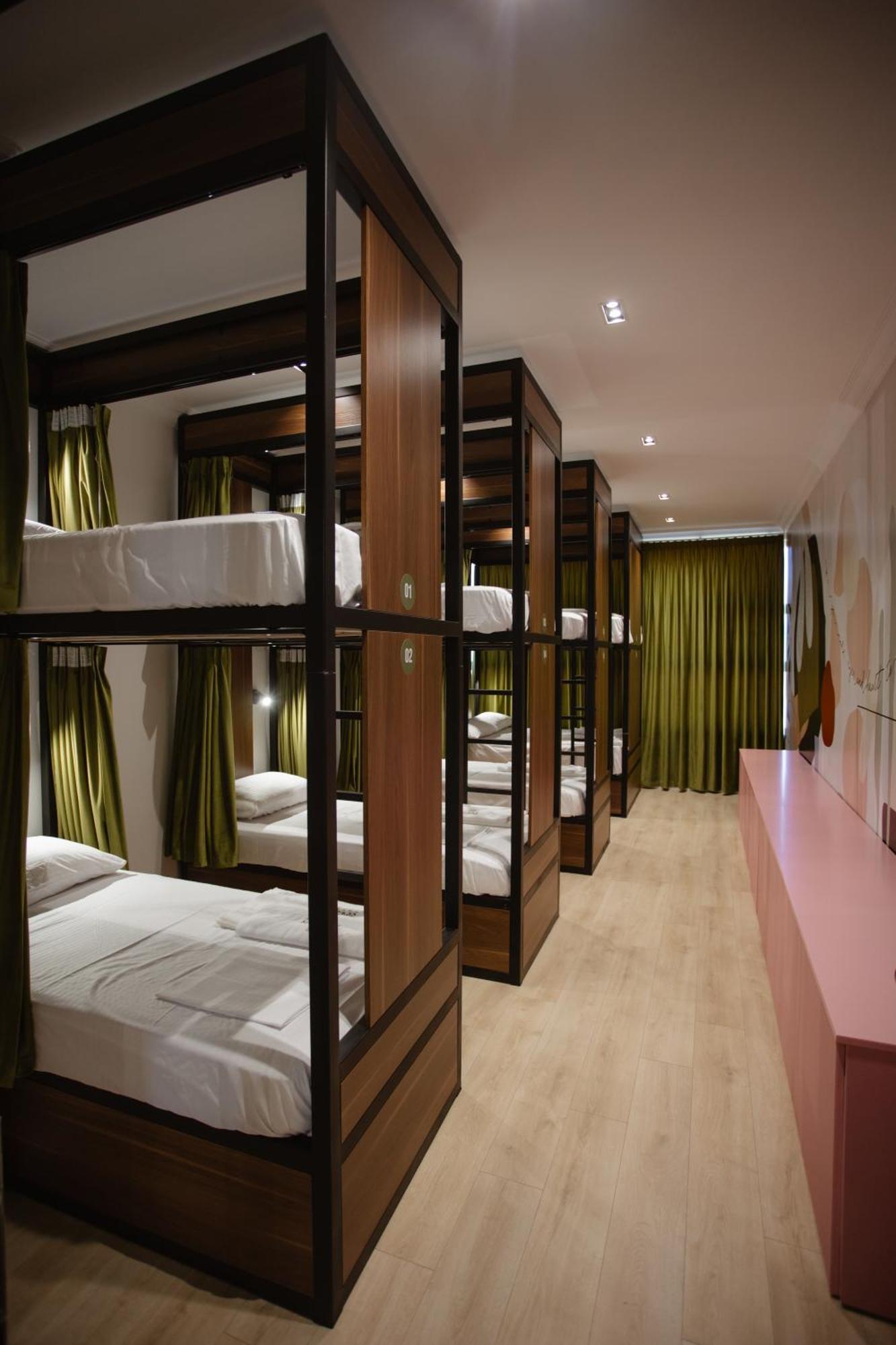 Corner Hostel Shkoder Ngoại thất bức ảnh